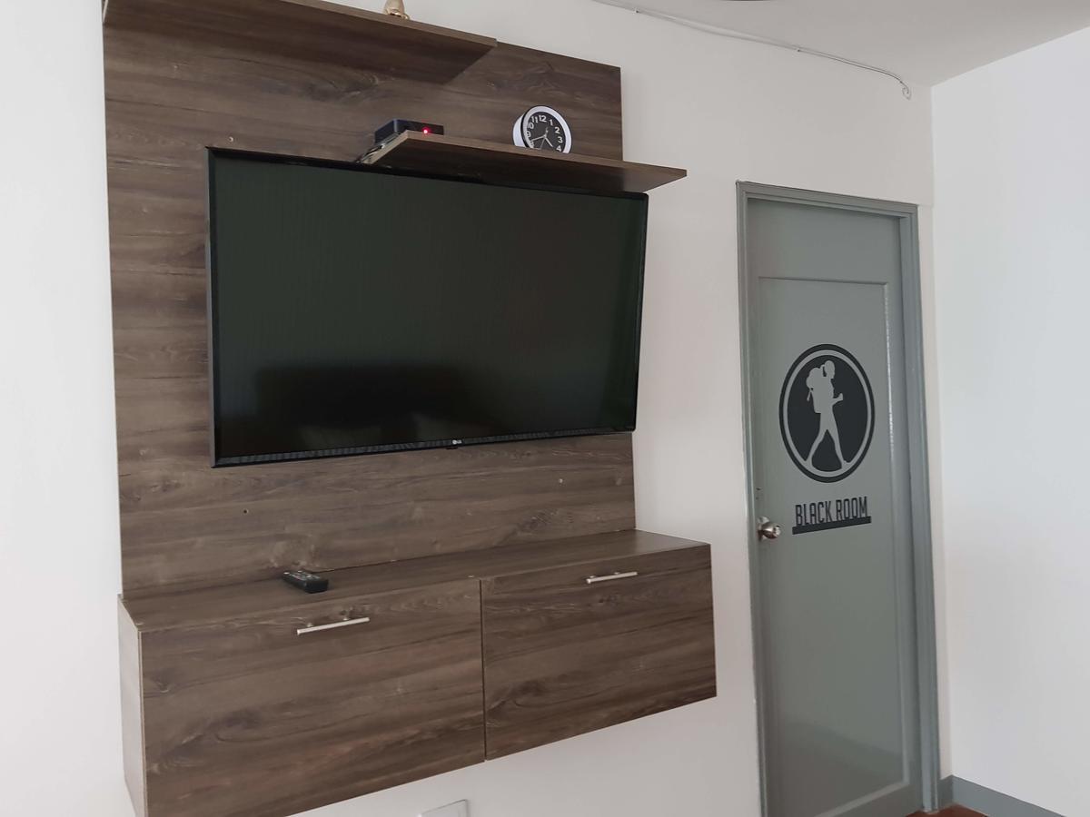 Backpackers Inn Медельин Экстерьер фото