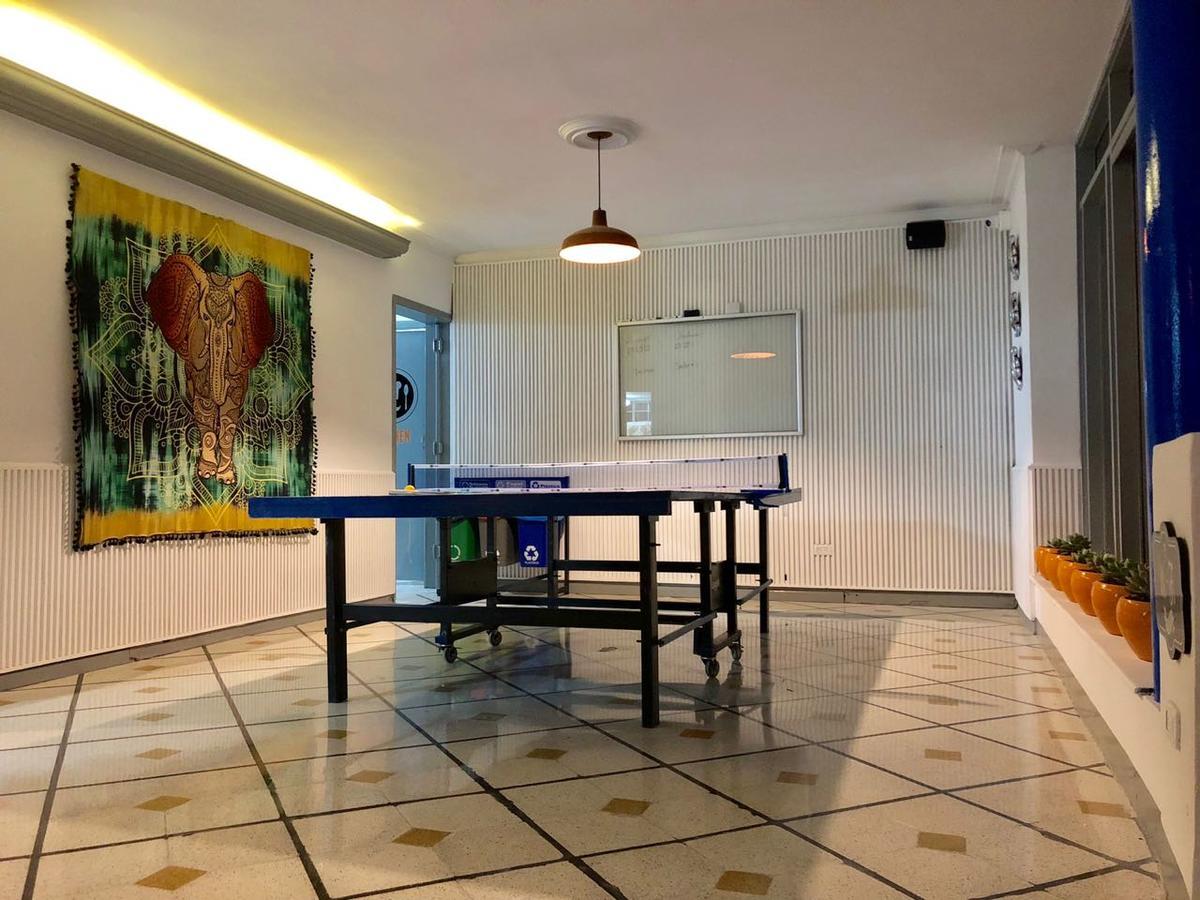Backpackers Inn Медельин Экстерьер фото