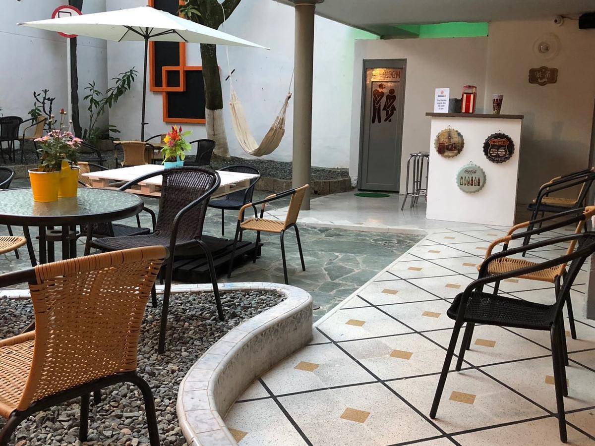Backpackers Inn Медельин Экстерьер фото