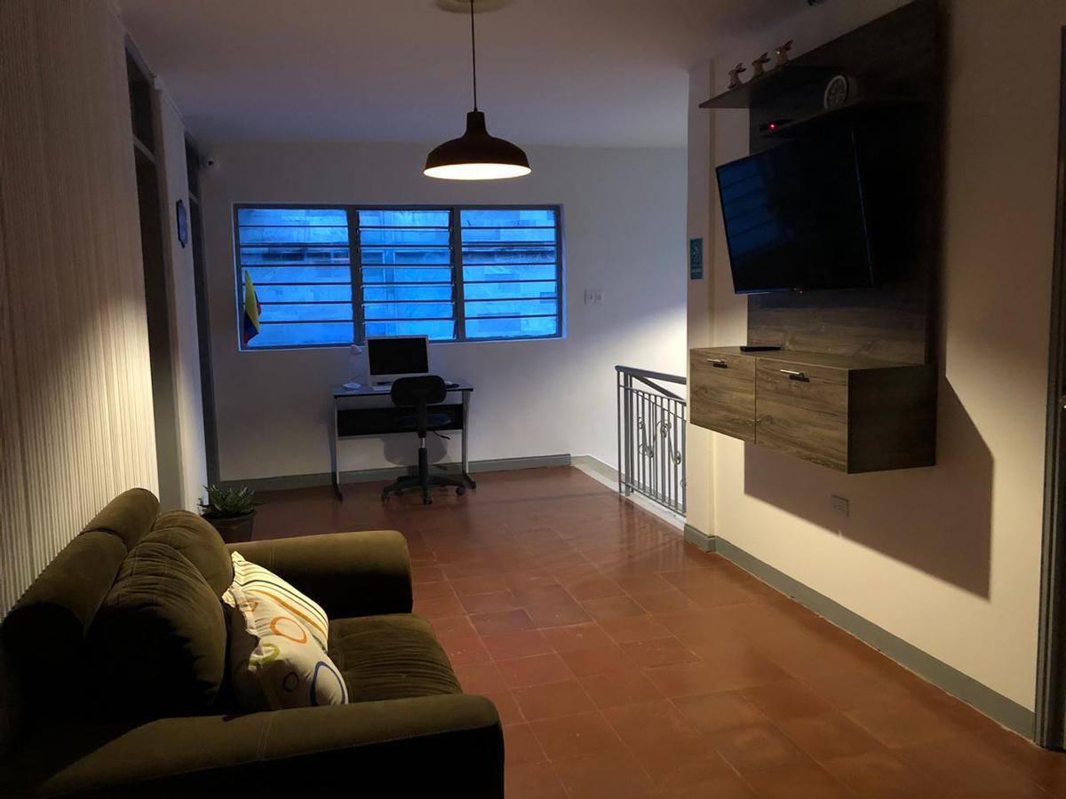 Backpackers Inn Медельин Экстерьер фото