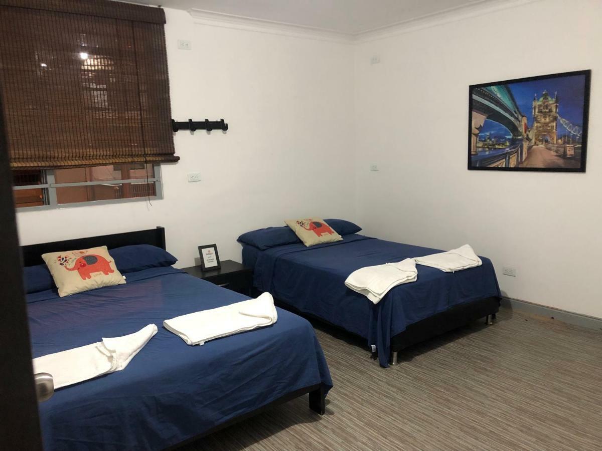 Backpackers Inn Медельин Экстерьер фото