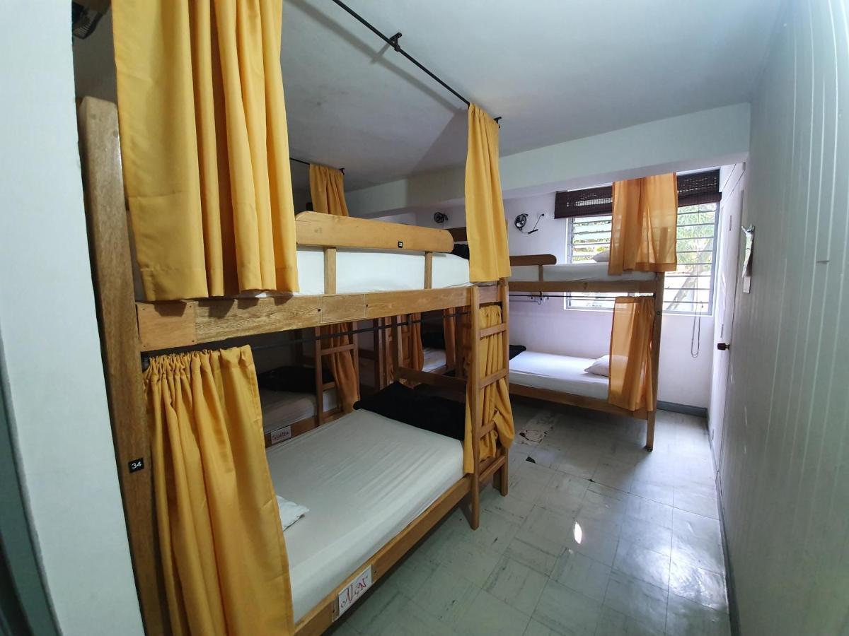 Backpackers Inn Медельин Экстерьер фото