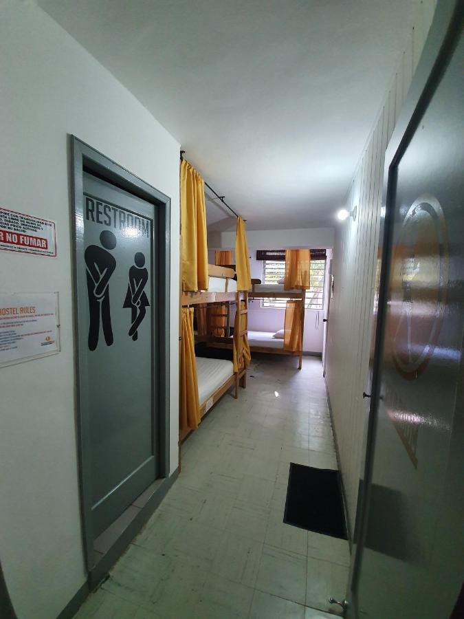 Backpackers Inn Медельин Экстерьер фото