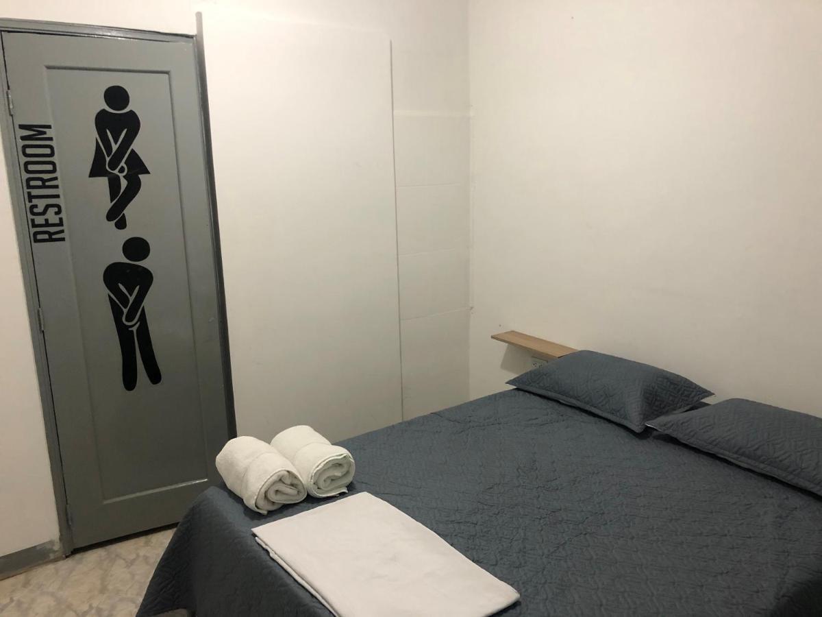Backpackers Inn Медельин Экстерьер фото